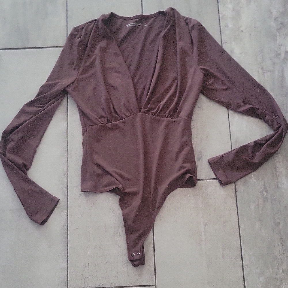 Abercrombie & Fitch BrownLong Sleeve Wrap Bodysuit like New Size Small #11